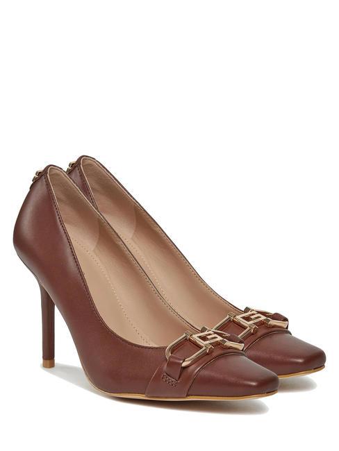 GUESS ELOUISA Leather pumps with application COGNAC - Women’s shoes