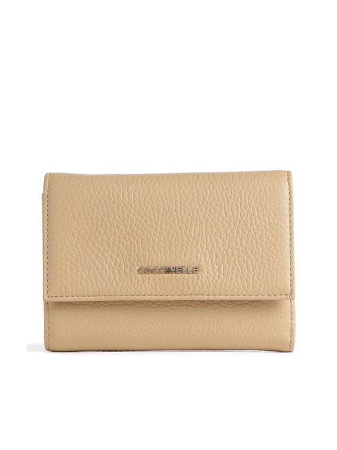 COCCINELLE METALLIC SOFT Hammered leather bifold wallet fresh beige - Women’s Wallets
