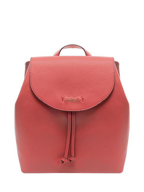 COCCINELLE ARIEL Hammered leather backpack cranberries - Women’s Bags