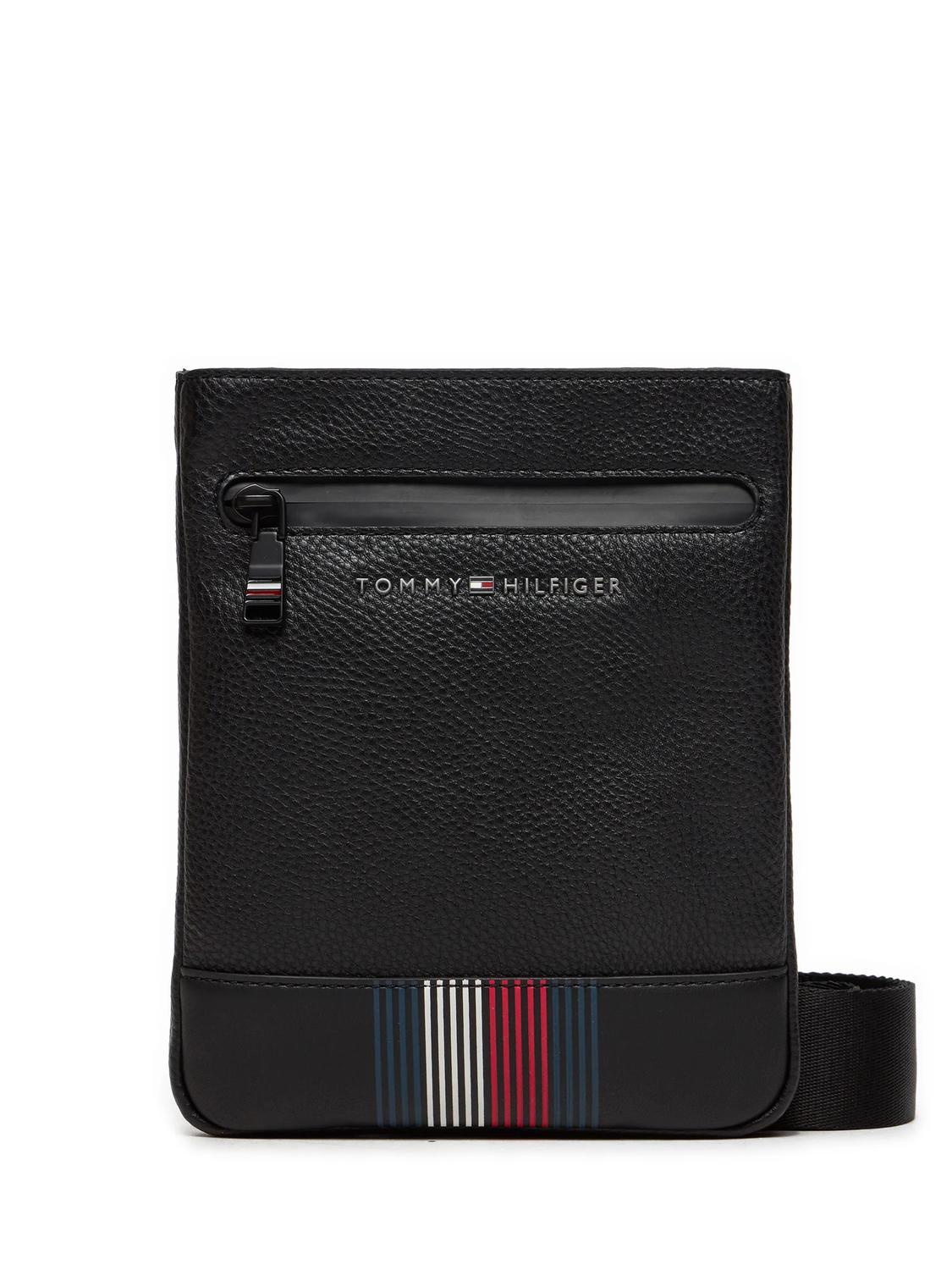 Tommy hilfiger leather purse discount