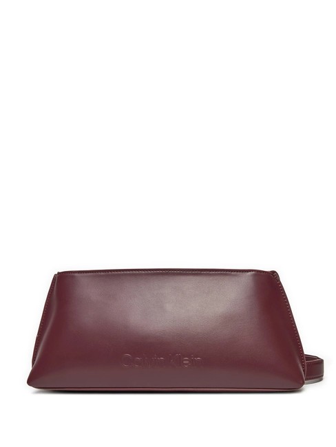 CALVIN KLEIN EMBOSSED CALVIN  Shoulder bag oxblood - Women’s Bags