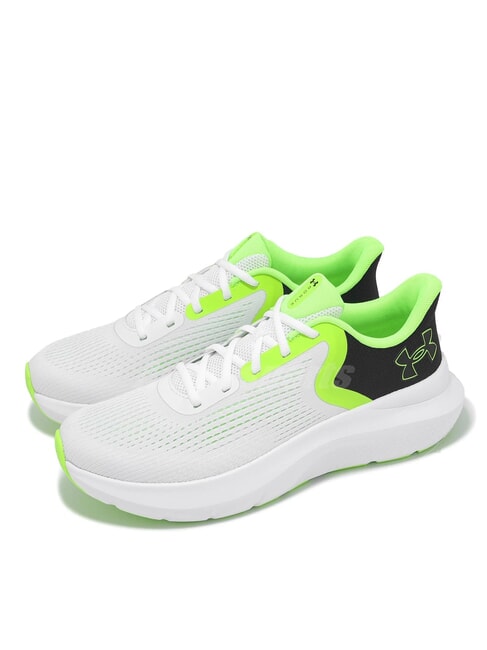 UNDER ARMOUR CHARGED ROGUE 5 Sneakers white - Men’s shoes