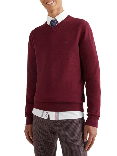 TOMMY HILFIGER PIMA V-neck sweater in cashmere blend deep red - Men's Sweaters