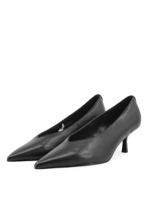 GUESS YATTCH Leather décolleté BLACK - Women’s shoes