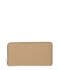 TOMMY HILFIGER TH ICON The Zip Around Wallet - Women&rsquo;s Wallets