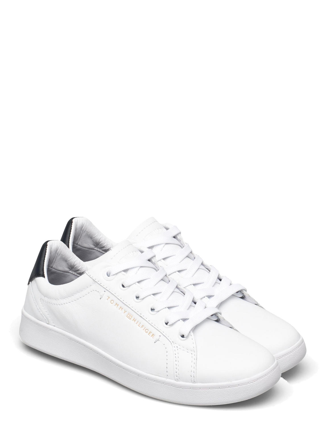tommy hilfiger women's leather sneakers