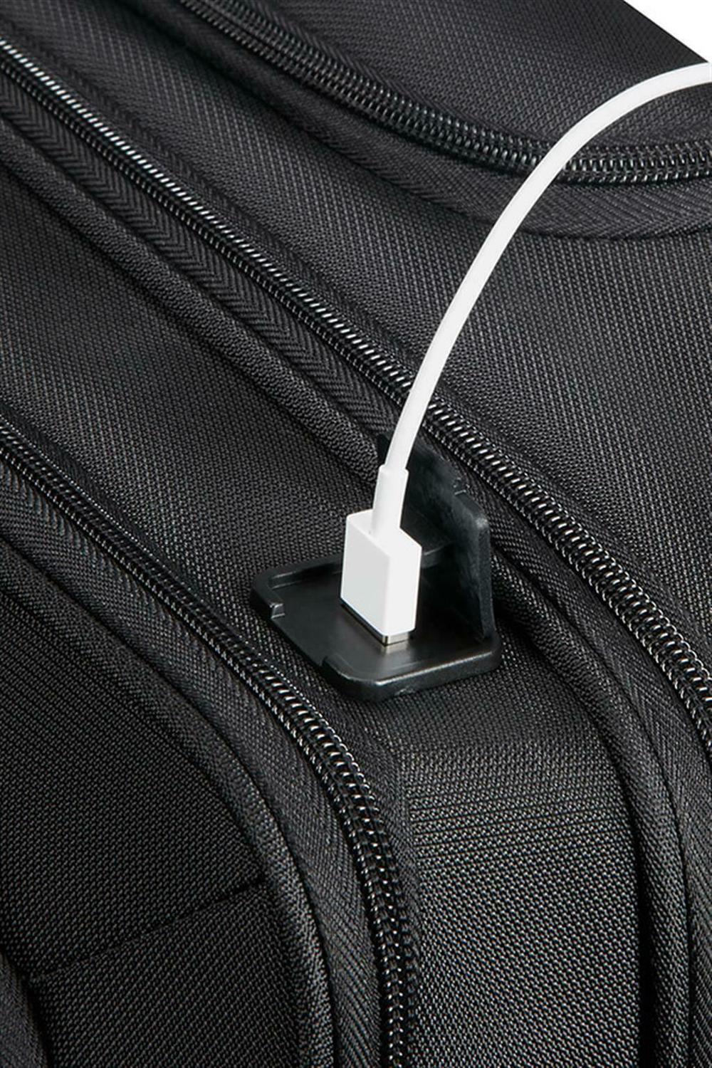 Samsonite pilot outlet