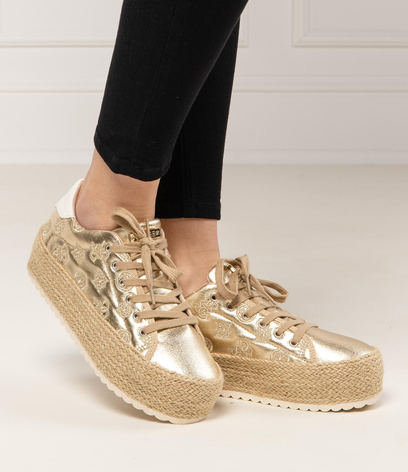 guess sneaker marilyn