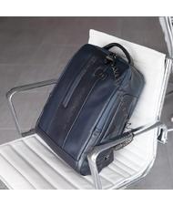 PIQUADRO backpack URBAN, 15.6 "PC port, with anti-theft system Black - Laptop backpacks - 8