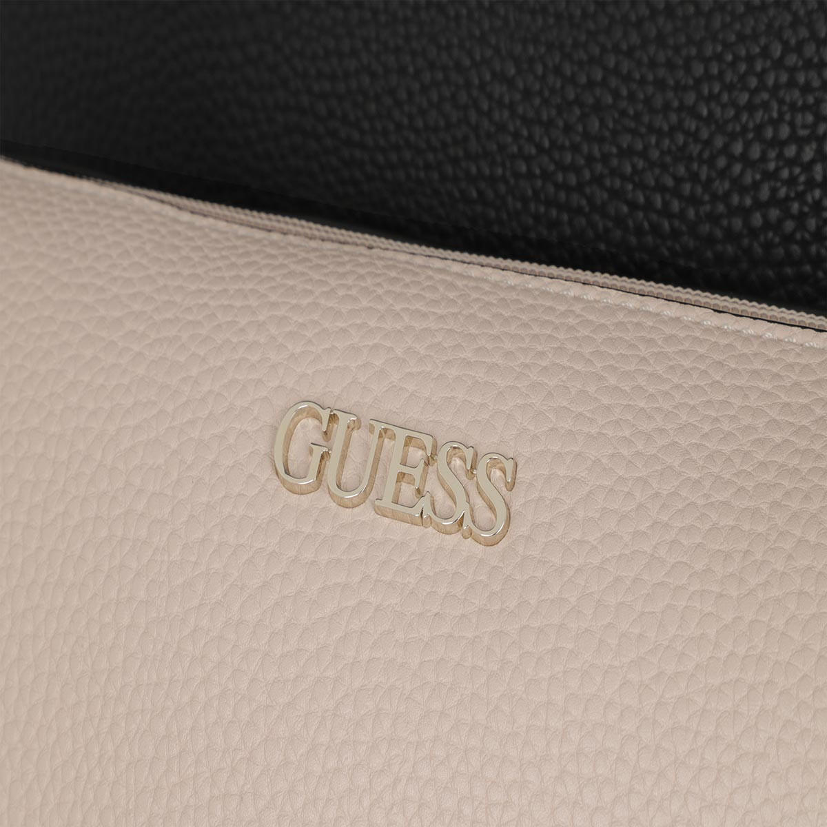 Guess sales stivali 2018