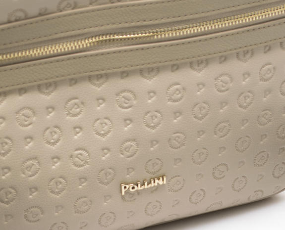 Heritage Embossed Shoulder bag, with front pocket ICE - Women&rsquo;s Bags