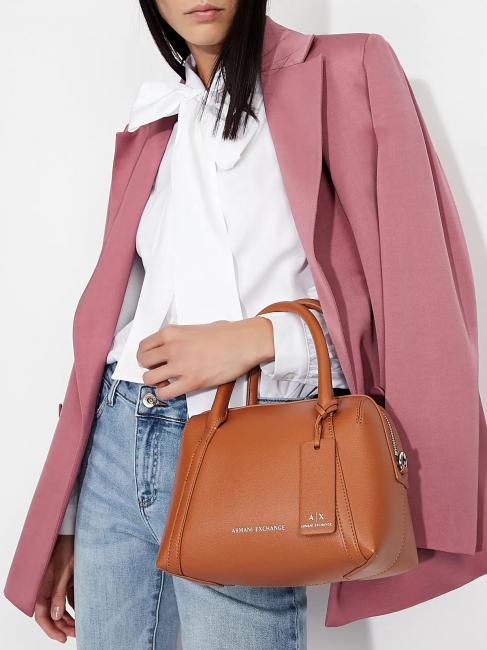 BAULETTO By hand, with shoulder strap brown - Women&rsquo;s Bags