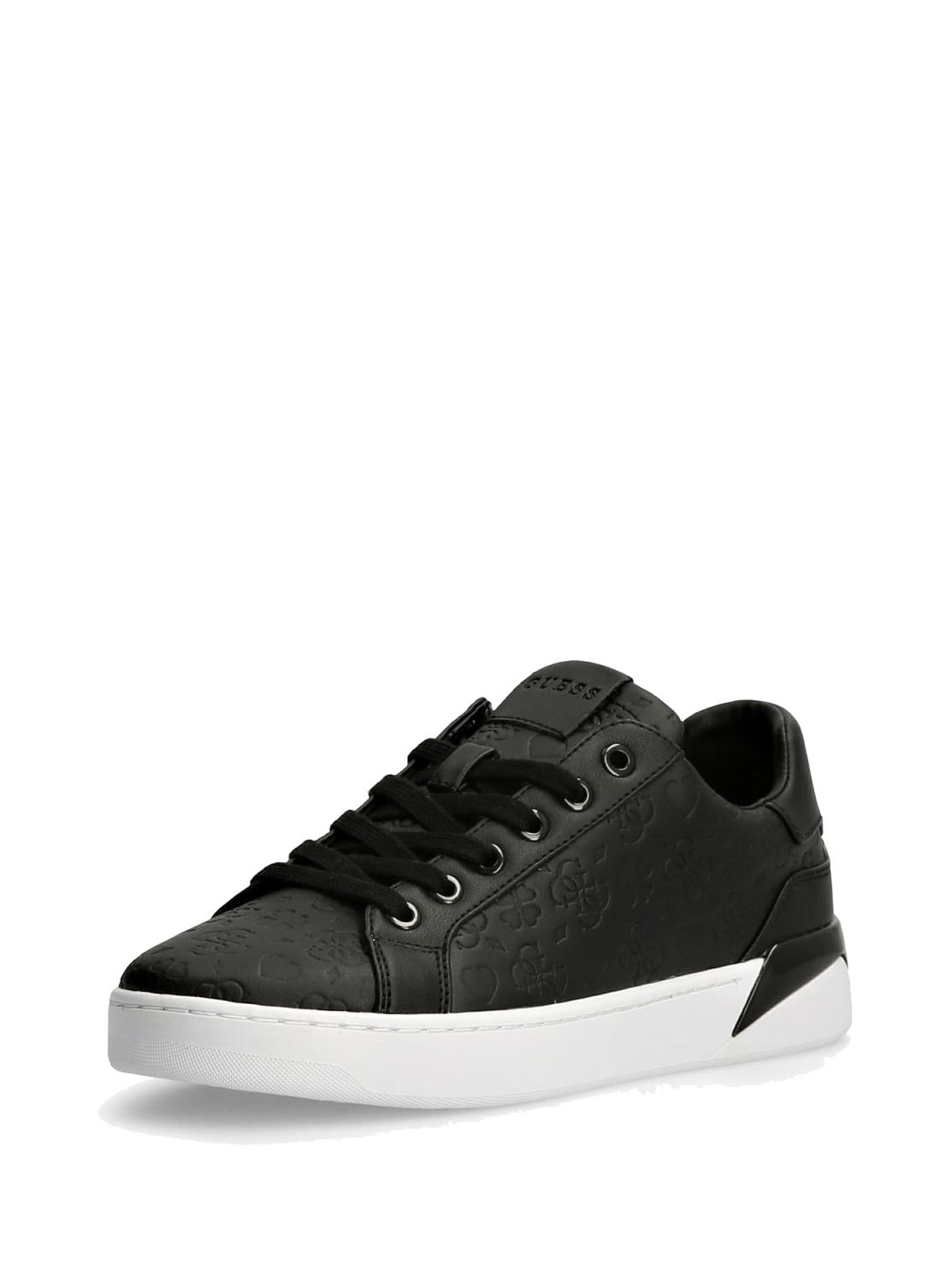 Sneakers refresh hotsell