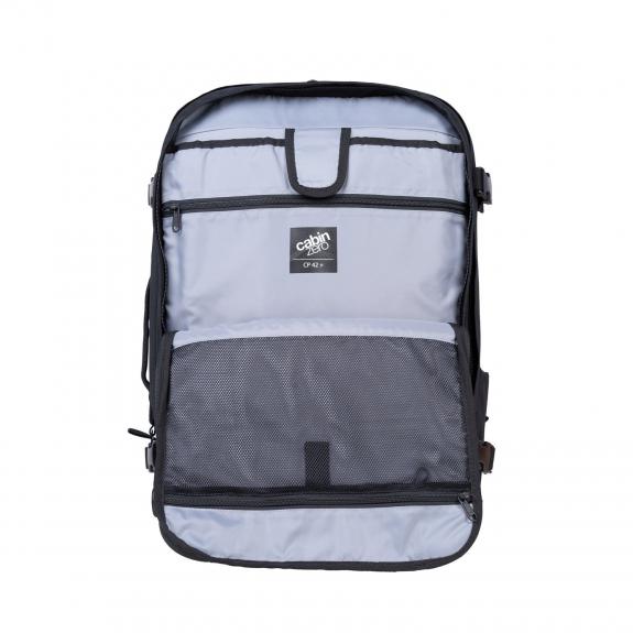 CLASSIC PRO 42L PC backpack 17" absolute black - Backpacks & School and Leisure
