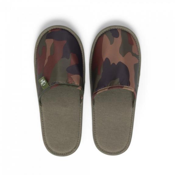 AMENITY KIT Travel set woodland camo - Travel Accessories