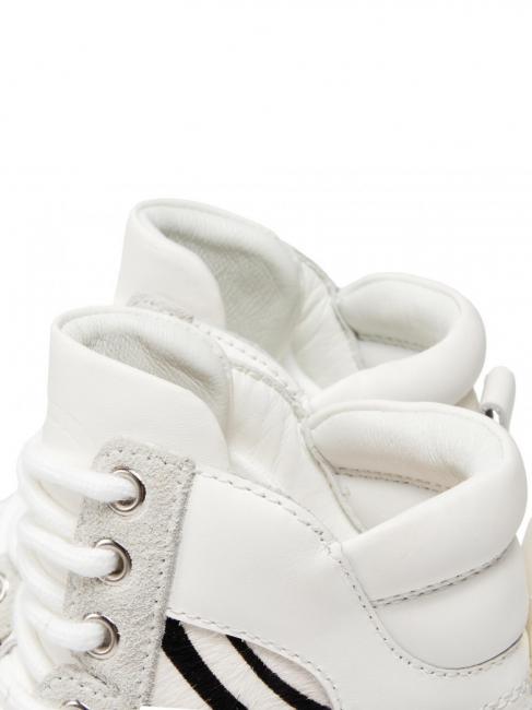Sneaker alta in pelle con inserti zebrati  white / furry zebra - Women&rsquo;s shoes