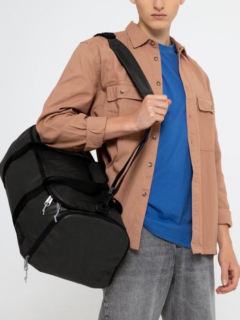 PERCE MORE Bag with shoulder strap tarp black - Duffle bags