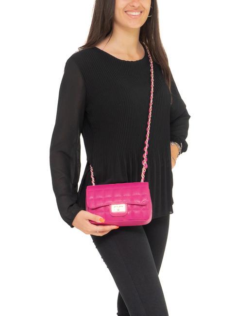 GIULIA Dollar leather chain shoulder bag fuchsia - Women&rsquo;s Bags