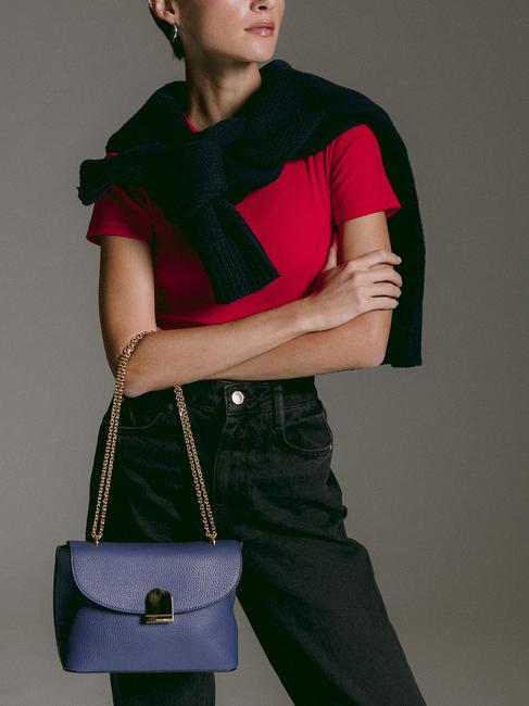 BLOSSOM Hammered leather chain shoulder bag Maple - Women’s Bags