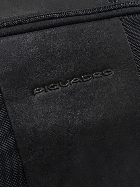 BRIEF 2 Slim garment bag with shoulder strap Black - Travel Accessories