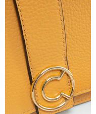 COCCINELLE TULIP Hammered leather shoulder bag apricot - Women&rsquo;s Bags - 3