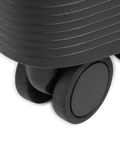 FORZA Medium expandable trolley black - Rigid Trolley Cases