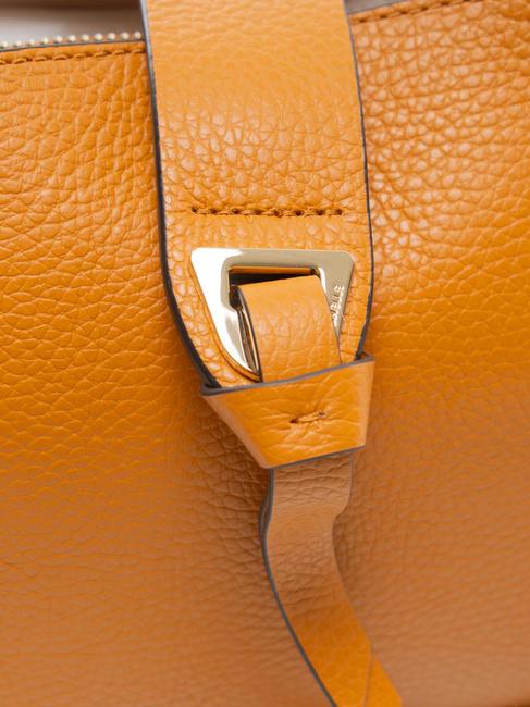 ALBA Hammered leather shoulder bag paprika - Women&rsquo;s Bags