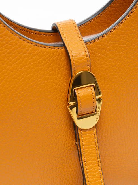 COSIMA Handbag in hammered leather paprika - Women’s Bags