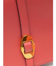 COCCINELLE COSIMA Hammered leather shoulder bag cranberries - Women&rsquo;s Bags - 5