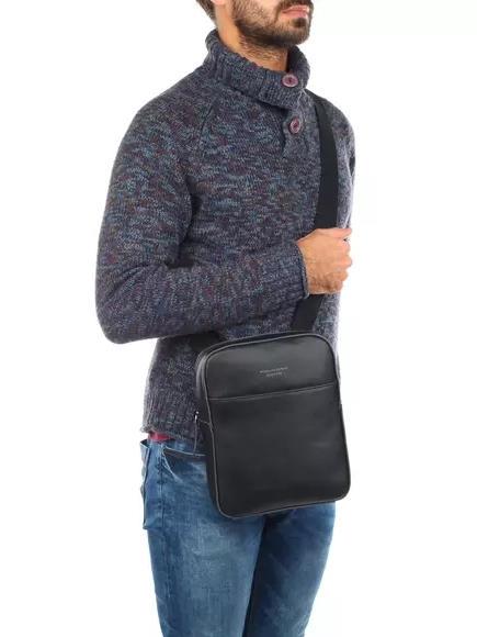 CAMPIONARIO - DAVID Leather shoulder bag for iPad black - Over-the-shoulder Bags for Men