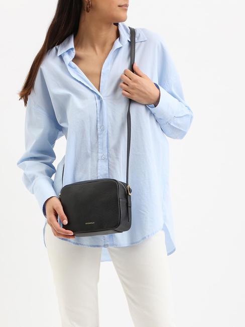 CHERRY Hammered leather camera bag coconut milk - Women&rsquo;s Bags