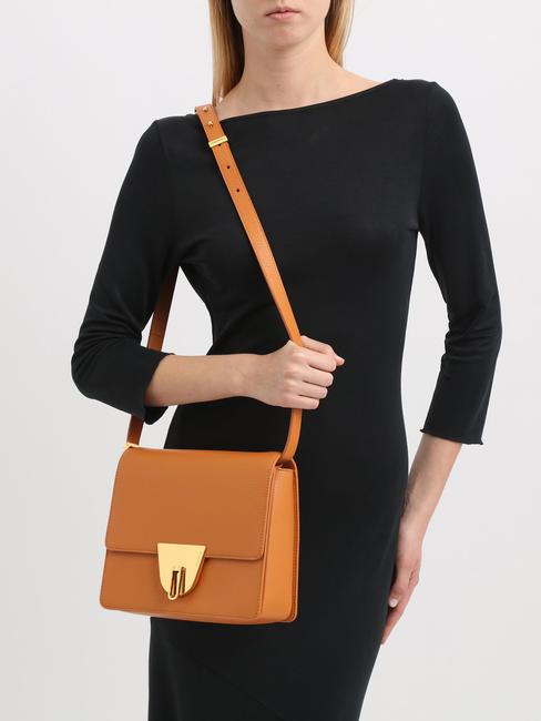 NICO Small leather shoulder bag paprika - Women’s Bags