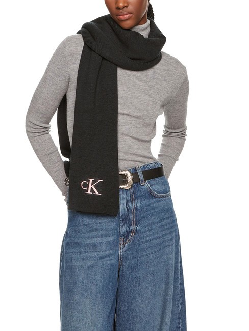 CK JEANS MONOGRAM EMBRO Recycled polyester scarf black/dusty rose - Scarves