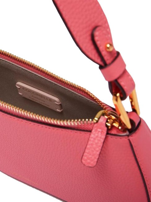 MERVEILLE Shoulder bag in textured leather hyper pink - Women’s Bags