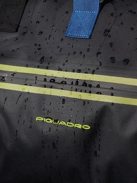 CORNO ALLE SCALE Waterproof Duffel Bag Black - Duffle bags