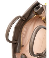 COCCINELLE BLUE SOFT Hammered leather handbag ebony - Women&rsquo;s Bags - 5