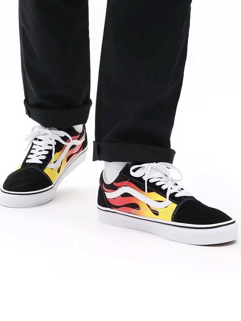 OLD SKOOL Low sneakers black/black/tr wht - Unisex shoes