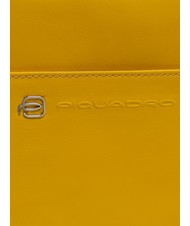 PIQUADRO bag VIBE out, in hammered leather yellow 4 - Over-the-shoulder Bags for Men - 3