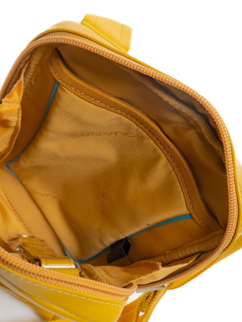 bag VIBE out, in hammered leather yellow 4 - Over-the-shoulder Bags for Men