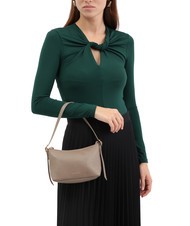 COCCINELLE CHERRY Small leather shoulder bag warm taupe - Women’s Bags - 4