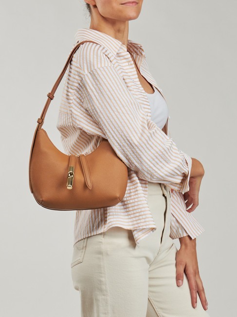 GOCCIA Hammered leather shoulder bag brandy - Women’s Bags