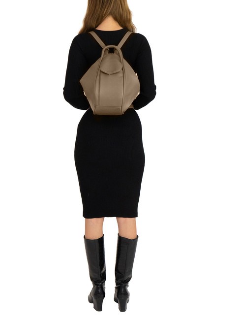 TRIO Nappa leather satchel backpack mud - Women’s Bags