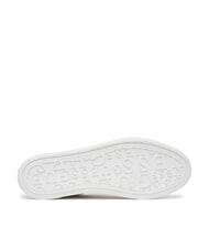 GUESS GRATEA Quilted platform sneakers white - Women’s shoes - 6