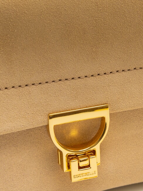 ARLETTIS PRINT Hammered leather handbag toasted - Women’s Bags