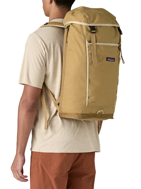 FIELDSMITH 28L Travel Backpack robin brown - Backpacks & School and Leisure