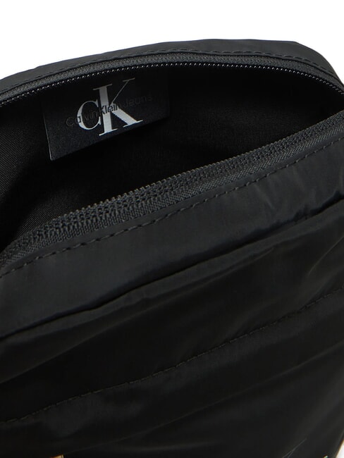 SPORT ESSENTIALS Purse on black - Women’s Bags