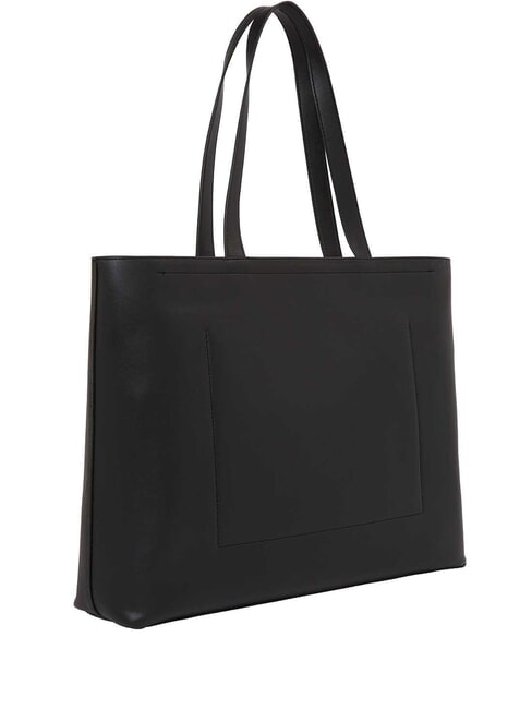 SCULPTED Slim Shoulder bag on black - Women’s Bags