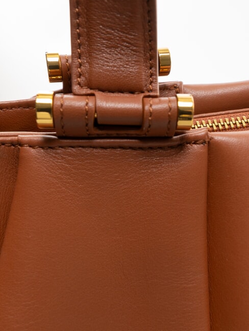 L ECLAIR  Maxi Shoulder Bag, in leather coconut - Women&rsquo;s Bags