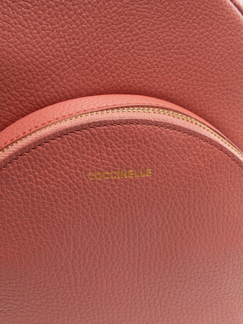 ALPHA Hammered leather backpack with pocket pot - Women&rsquo;s Bags