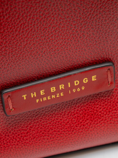 CARLOTTA Bucket shoulder bag cherry / gold - Women’s Bags